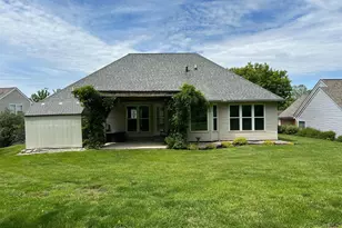 5642 Harvest Ridge Dr, Miami Township, OH 45150 - Photo 9