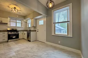 2942 Woodrow Ave, Cincinnati, OH 45211 - Photo 13
