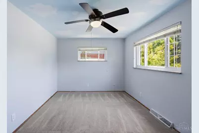 6556 Montevista Drive, Cincinnati, OH 45224 - Photo 7