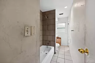 1051 Flintlock Dr, Cincinnati, OH 45231 - Photo 29