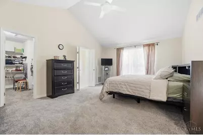 10210 Meadowknoll Drive, Loveland, OH 45140 - Photo 33