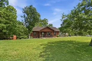 21282 Bellemeade Dr, Lawrenceburg, IN 47025 - Photo 5