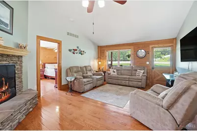 21282 Bellemeade Drive, Lawrenceburg, IN 47025 - Photo 17
