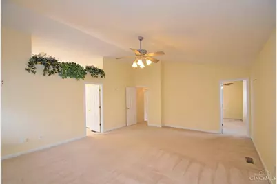 8097 Winding Creek Court, Deerfield Township, OH 45040 - Photo 5