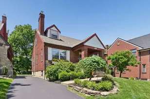 3859 Drakewood Dr, Cincinnati, OH 45209 - Photo 53