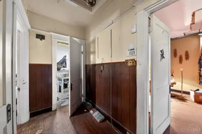 2041 Baltimore Avenue, Cincinnati, OH 45225 - Photo 3