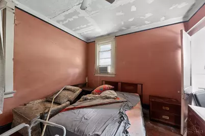 2041 Baltimore Avenue, Cincinnati, OH 45225 - Photo 5