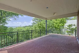 11 Weebetook Ln, Cincinnati, OH 45208 - Photo 23
