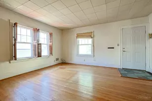 224 Charles St, Wyoming, OH 45215 - Photo 9