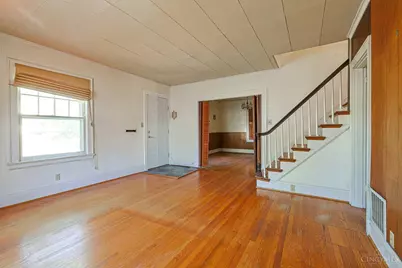 224 Charles Street, Wyoming, OH 45215 - Photo 7
