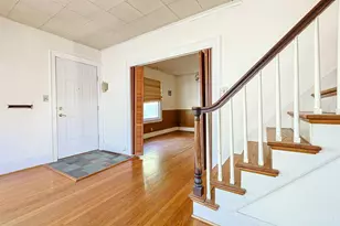 224 Charles St, Wyoming, OH 45215 - Photo 5