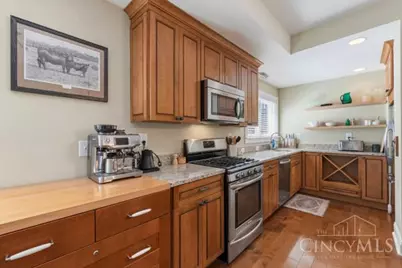 448 Delta Avenue, Cincinnati, OH 45226 - Photo 3