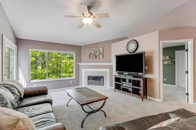 9821 Regatta Drive #303, Cincinnati, OH 45252 - Photo 11