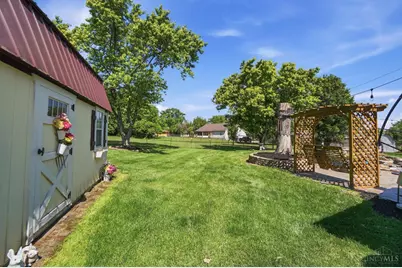 6033 Brofield Drive, Hamilton, OH 45011 - Photo 77