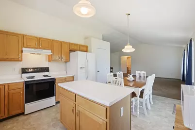 22 Meadowcrest Drive, Franklin, OH 45005 - Photo 11