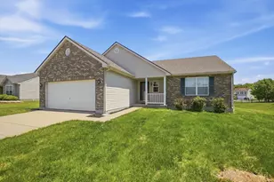 22 Meadowcrest Dr, Franklin, OH 45005 - Photo 1