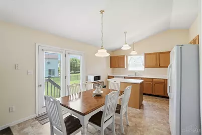 22 Meadowcrest Drive, Franklin, OH 45005 - Photo 9