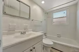 5846 Robison Rd, Cincinnati, OH 45213 - Photo 17