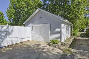 1914 Madison Ave, Cincinnati, OH 45231 - Photo 37
