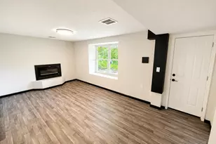121 E 5th St, Franklin, OH 45005 - Photo 3