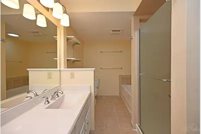 9524 Heather Court, Blue Ash, OH 45242 - Photo 37