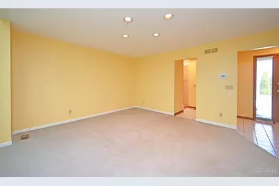 9524 Heather Court, Blue Ash, OH 45242 - Photo 25