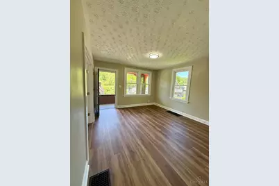 2044 Queen City Avenue, Cincinnati, OH 45214 - Photo 7