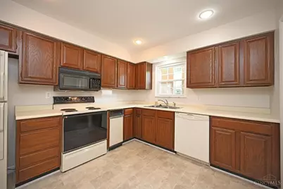 3433 Traskwood Circle #B, Cincinnati, OH 45208 - Photo 23