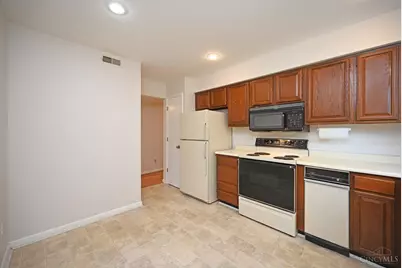 3433 Traskwood Circle #B, Cincinnati, OH 45208 - Photo 19