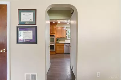 1525 Westview Court, Reading, OH 45215 - Photo 9