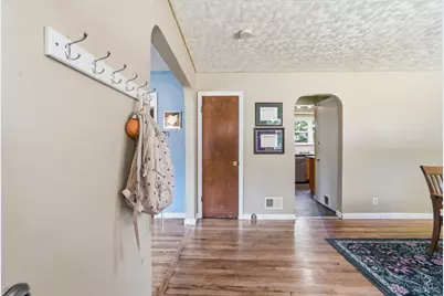 1525 Westview Court, Reading, OH 45215 - Photo 5
