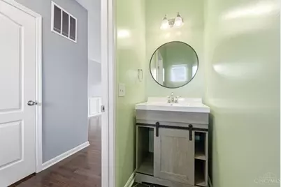 5752 Rhode Island Avenue, Cincinnati, OH 45237 - Photo 25