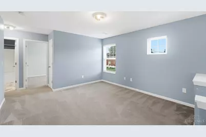 5752 Rhode Island Avenue, Cincinnati, OH 45237 - Photo 31
