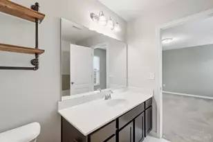 5752 Rhode Island Ave, Cincinnati, OH 45237 - Photo 37