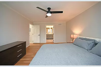 8365 Squirrelridge Drive, Sycamore Township, OH 45243 - Photo 17