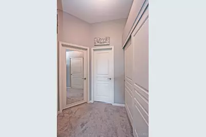 7302 Bridge Point Drive, Cincinnati, OH 45248 - Photo 19