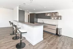 2200 Victory Pkwy, Cincinnati, OH 45206 - Photo 9
