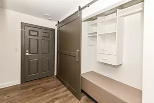 2200 Victory Pkwy, Cincinnati, OH 45206 - Photo 29
