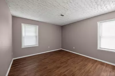 3206 Niagara, Cincinnati, OH 45251 - Photo 11