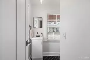 6244 Montgomery Rd, Cincinnati, OH 45213 - Photo 15