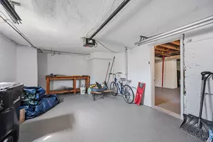 6244 Montgomery Rd, Cincinnati, OH 45213 - Photo 39