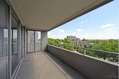 2324 Madison Road #703, Cincinnati, OH 45208 - Photo 31