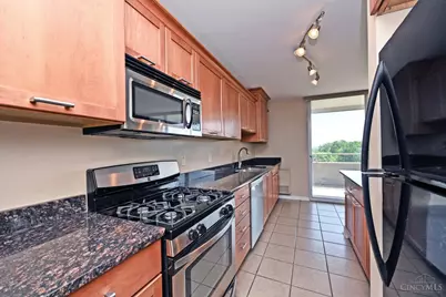 2324 Madison Road #703, Cincinnati, OH 45208 - Photo 17