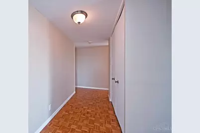 2324 Madison Road #703, Cincinnati, OH 45208 - Photo 5