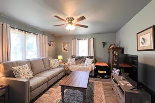 4211 St Rd 252, Mt Carmel, IN 47012 - Photo 9