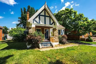 1438 Robinwood Ave, Cincinnati, OH 45237 - Photo 3