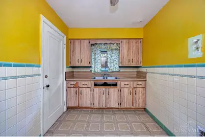 1438 Robinwood Avenue, Cincinnati, OH 45237 - Photo 7