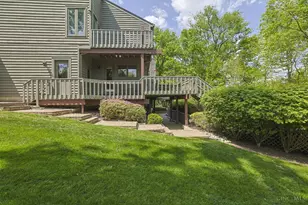 26 Trailbridge Dr, Blue Ash, OH 45241 - Photo 57