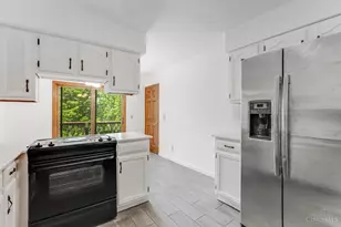 1813 Tuxworth Ave, Cincinnati, OH 45238 - Photo 19