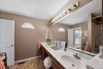 929 W Jameson Court, Trenton, OH 45067 - Photo 23